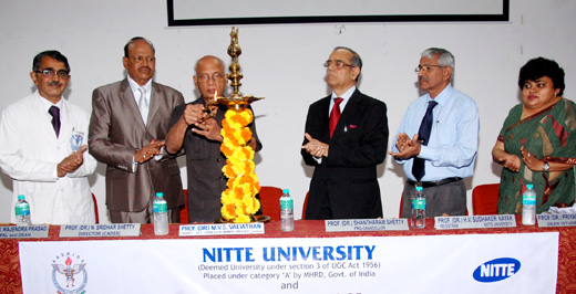 Dr. M. S. Valiathan delivering Dr. N. Sridhar Shetty Endowment Lecture